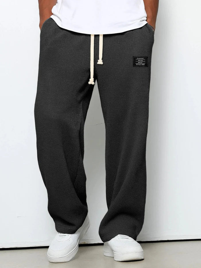 Pantalones para hombre de corte cómodo