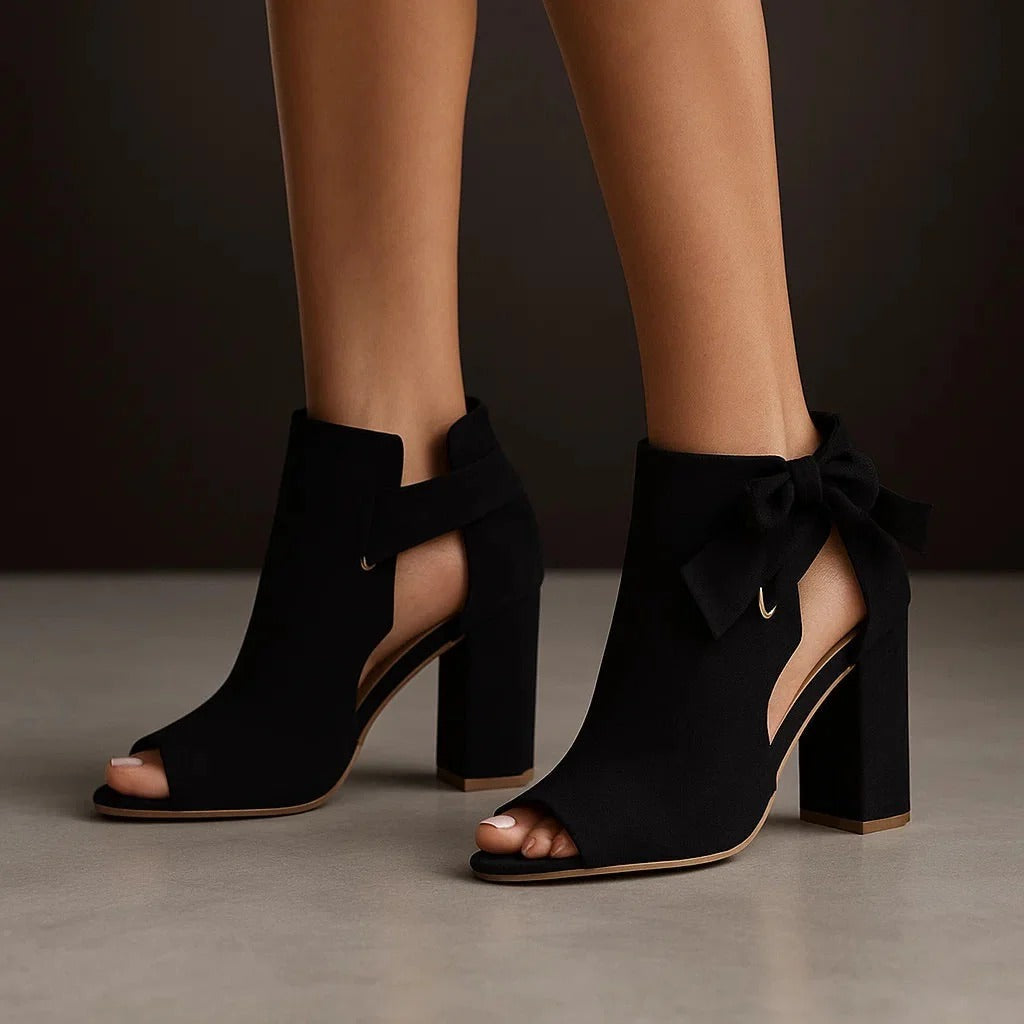 Sandalias elegantes de tacón