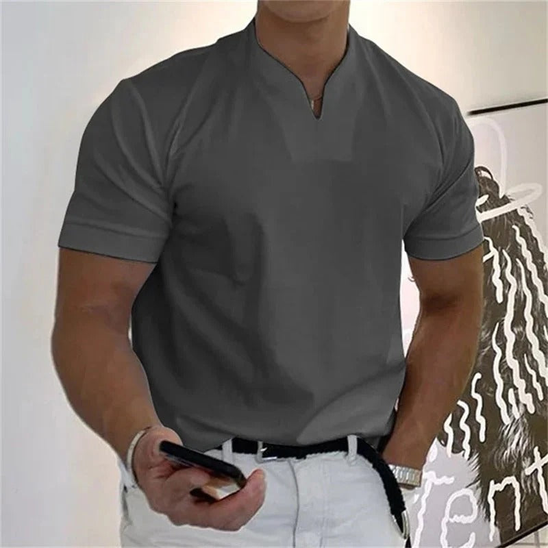 Camiseta deportiva de algodón con cuello en V para hombre