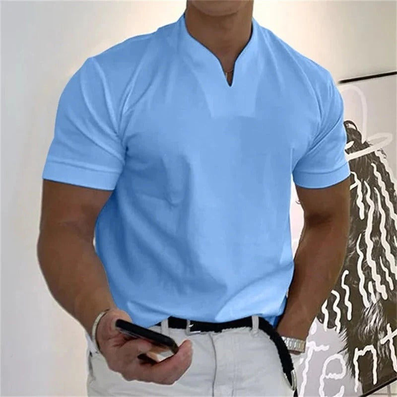 Camiseta deportiva de algodón con cuello en V para hombre