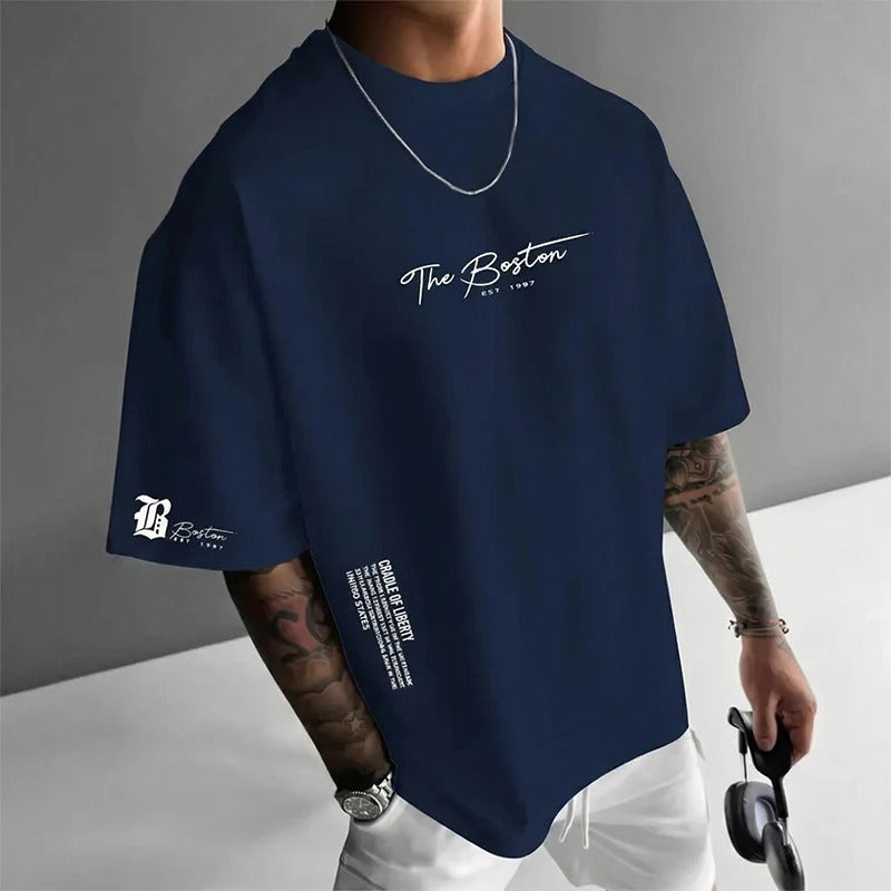 Camiseta estilo urbano de corte holgado: mezcla de algodón de primera calidad, corte oversize desenfadado y estampado gráfico