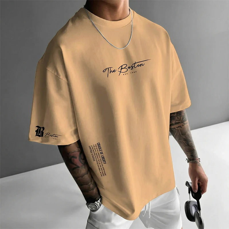 Camiseta estilo urbano de corte holgado: mezcla de algodón de primera calidad, corte oversize desenfadado y estampado gráfico