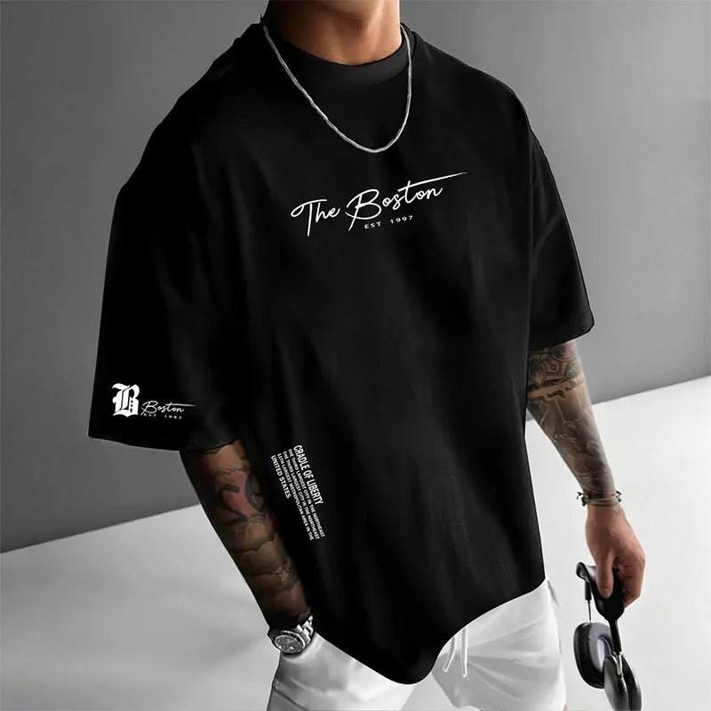 Camiseta estilo urbano de corte holgado: mezcla de algodón de primera calidad, corte oversize desenfadado y estampado gráfico
